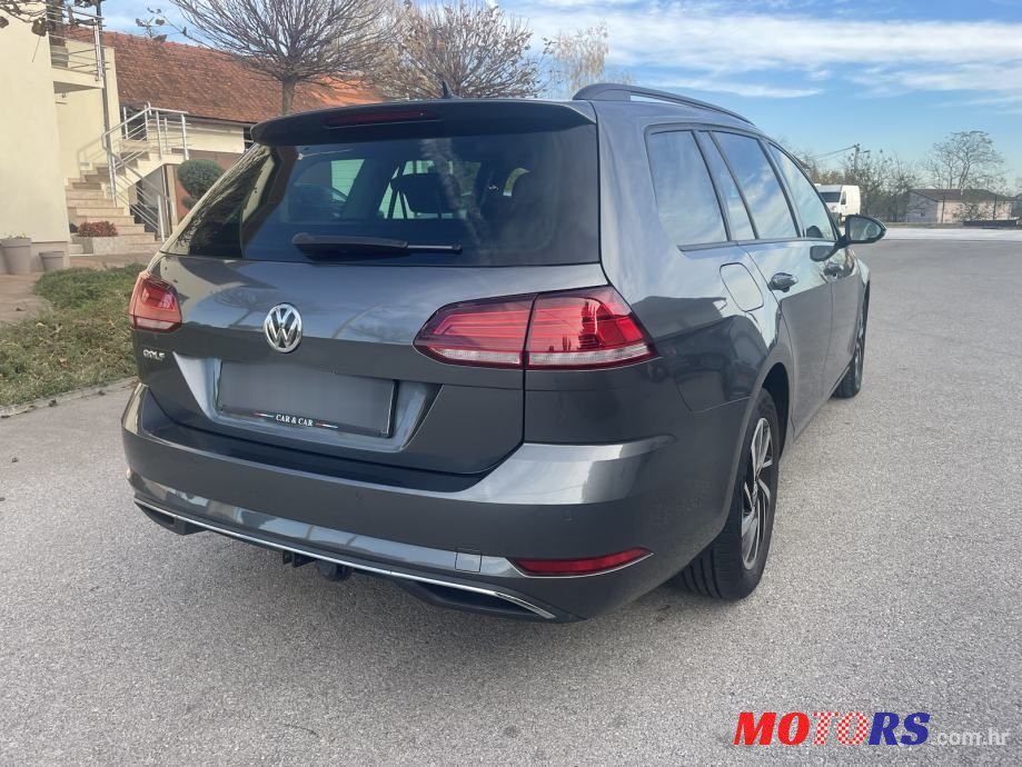 2018' Volkswagen Golf 7 Variant photo #5