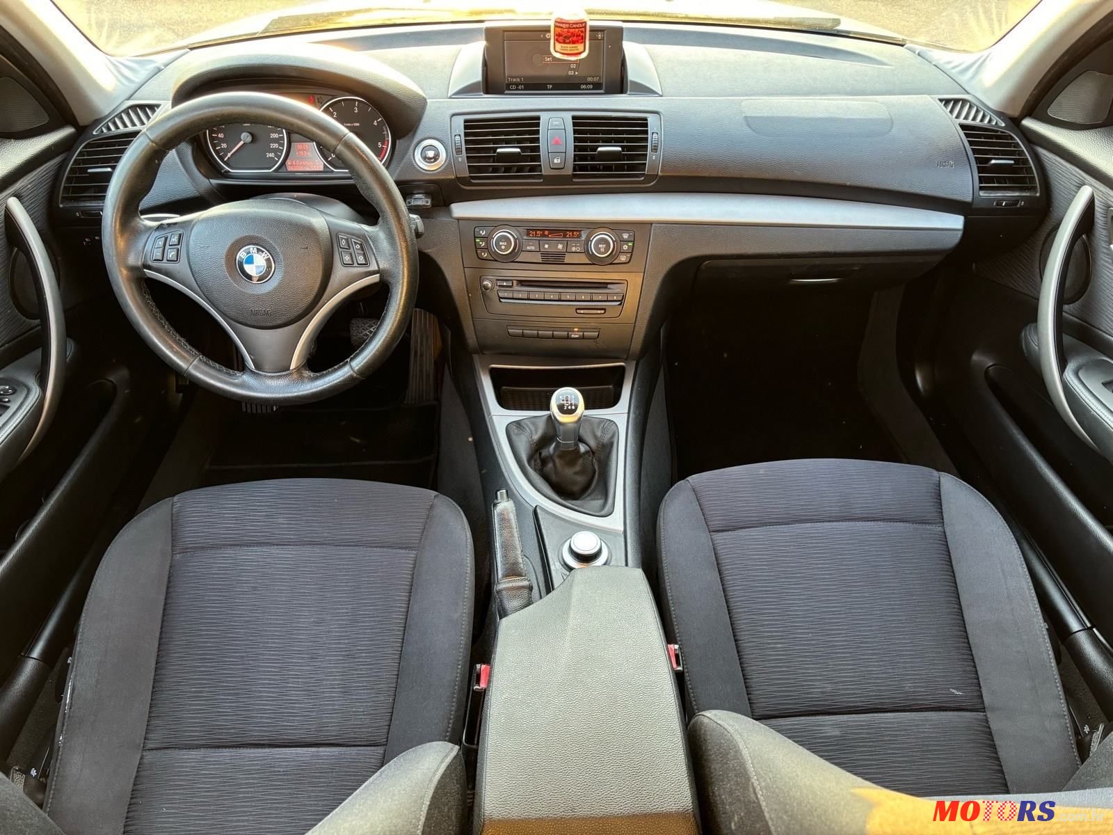 2008' BMW Serija 1 118D photo #2