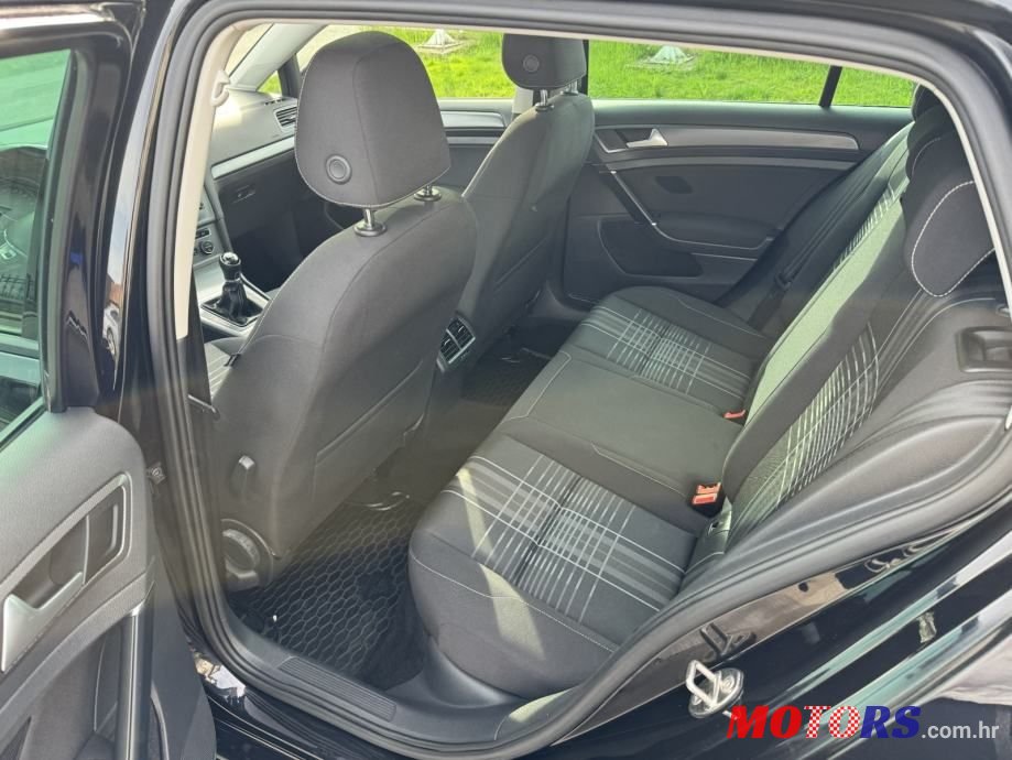 2015' Volkswagen Golf VII 2,0 Tdi Bmt photo #6
