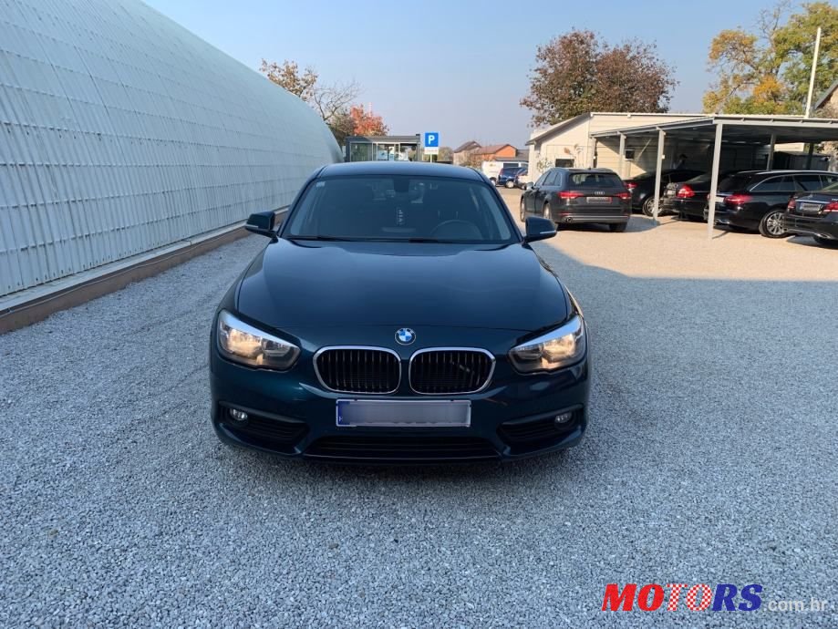 2015' BMW Serija 1 116D photo #6