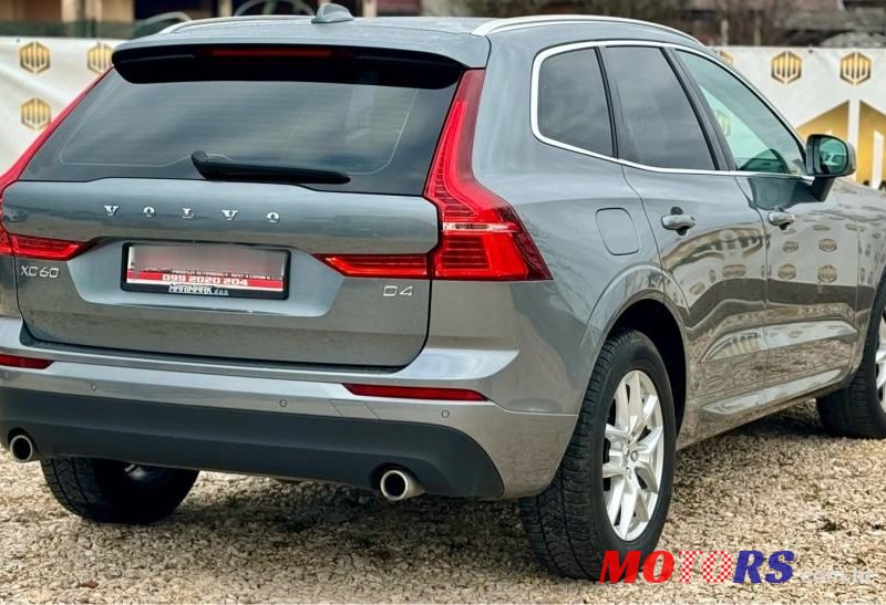 2019' Volvo XC60 D4 Awd photo #3