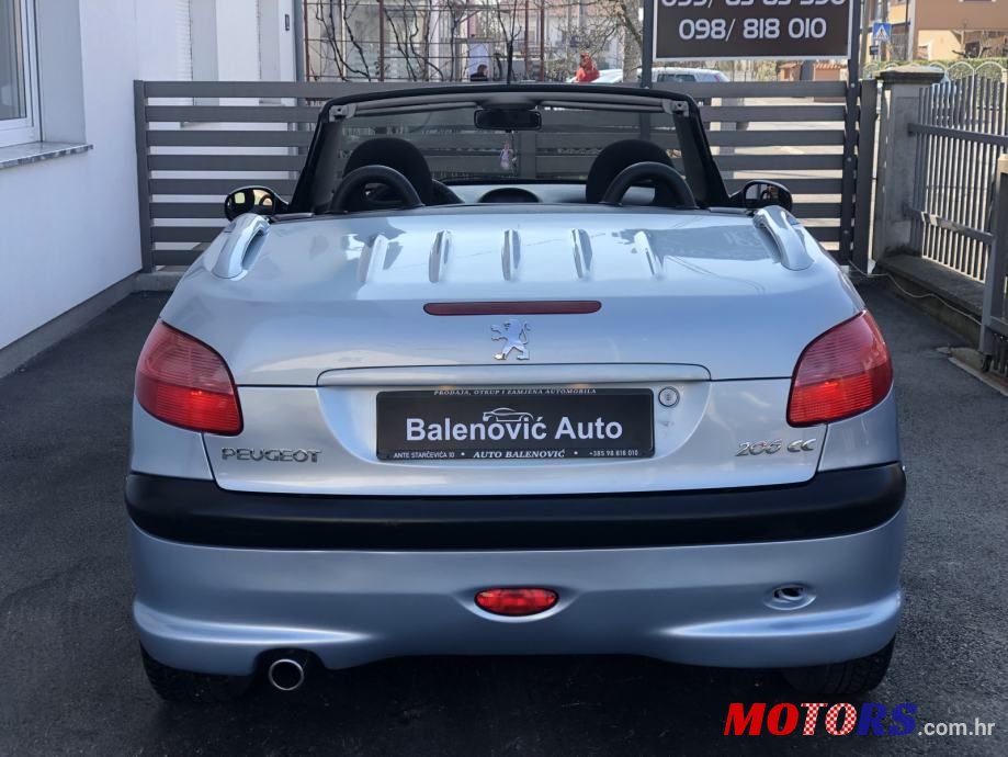 2002' Peugeot 206 1,6 E photo #5