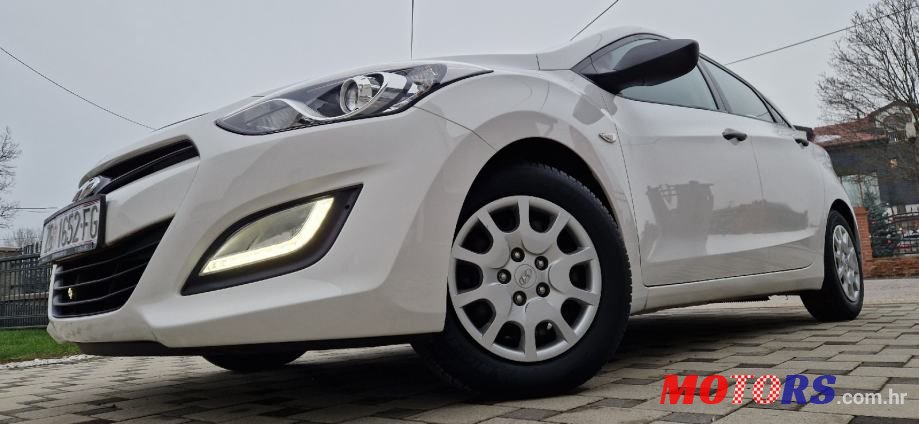 2013' Hyundai i30 photo #2