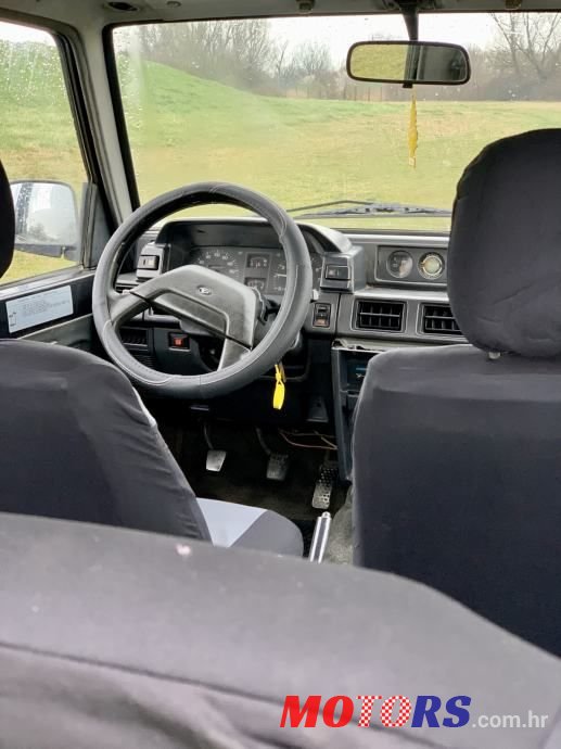 1990' Daihatsu Feroza 16V photo #2