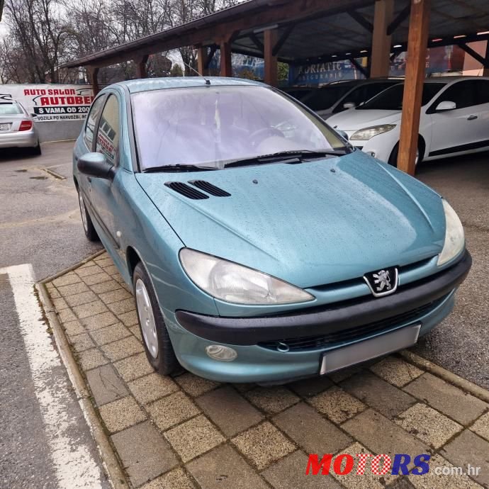 2003' Peugeot 206 photo #2