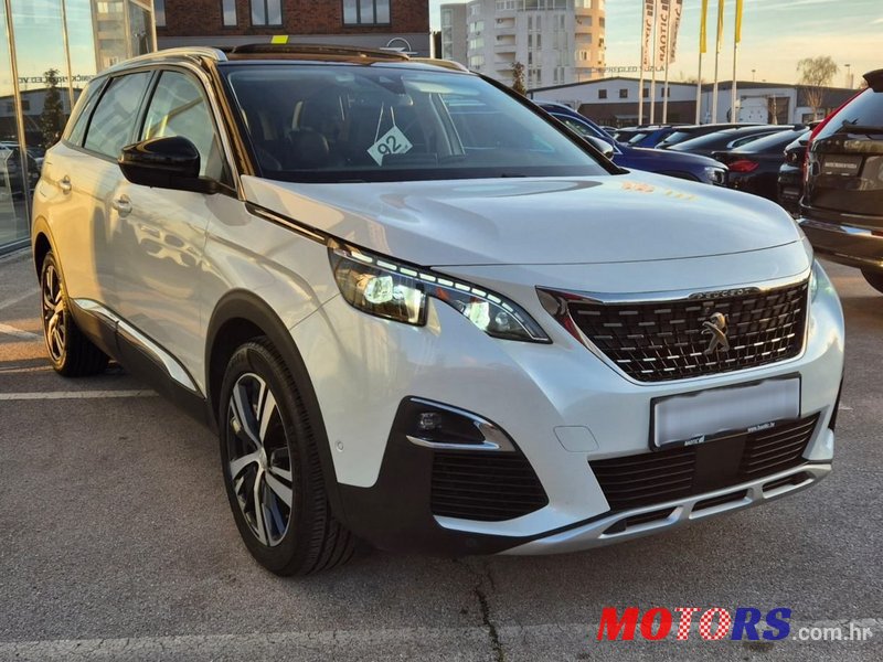 2019' Peugeot 5008 photo #4