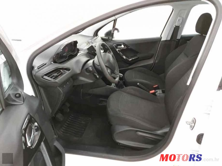 2015' Peugeot 208 1,4 Hdi photo #6