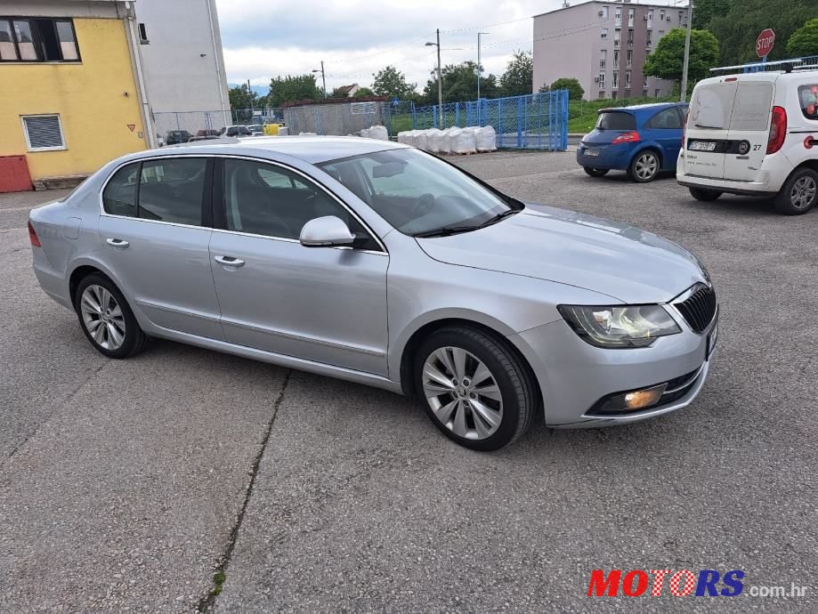 2014' Skoda Superb 2,0 Tdi photo #1