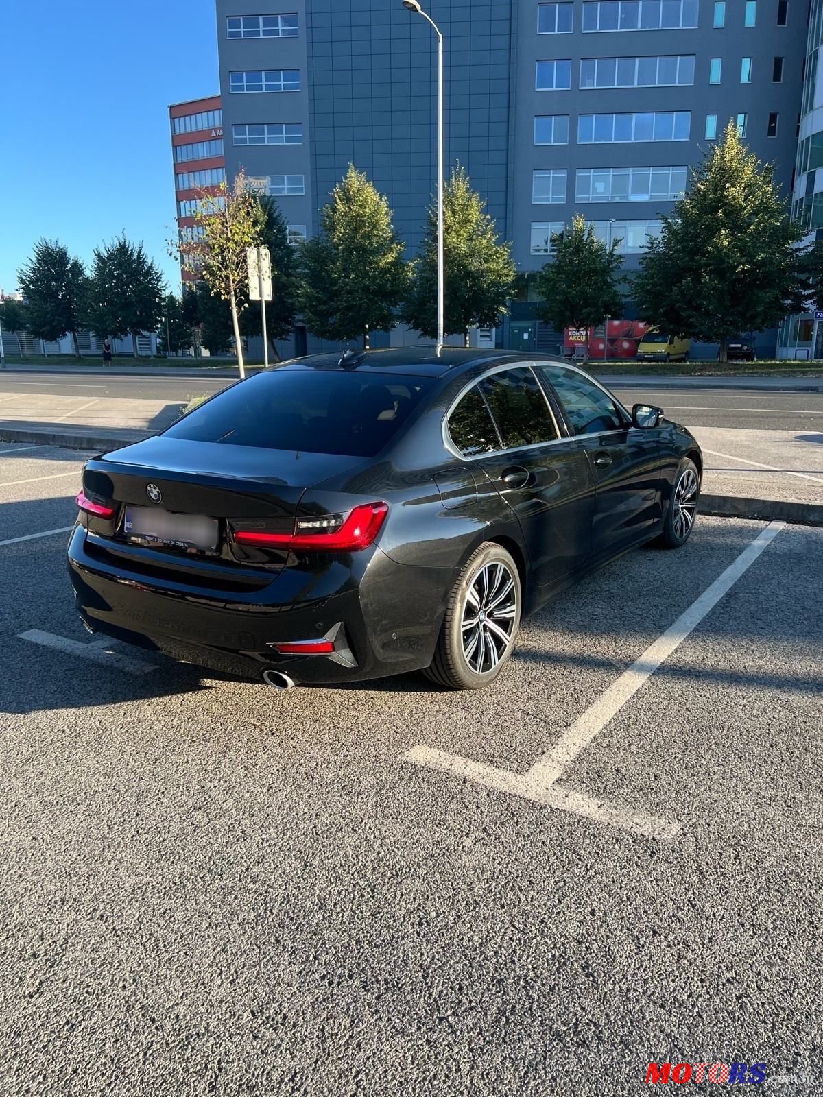 2022' BMW Serija 3 320D photo #4