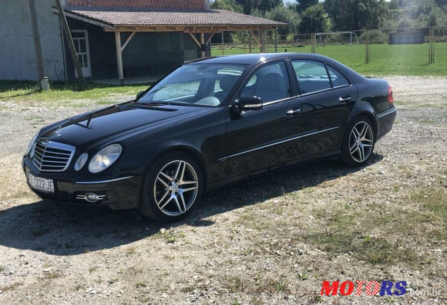 2008' Mercedes-Benz E-Klasa 220 Cdi photo #1