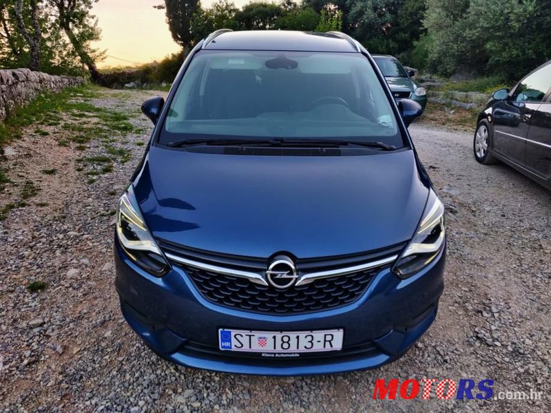 2017' Opel Zafira 1.6 Cdti photo #1