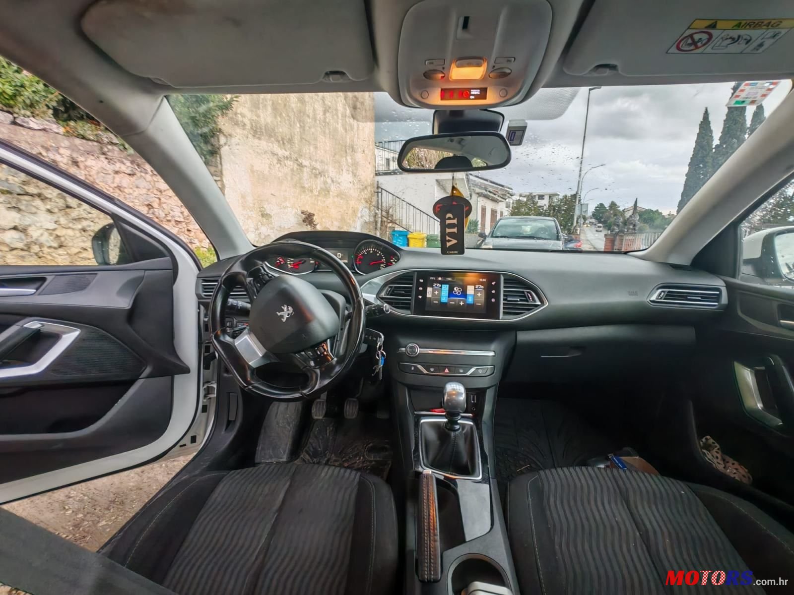 2014' Peugeot 308 1,6 E-Hdi photo #5