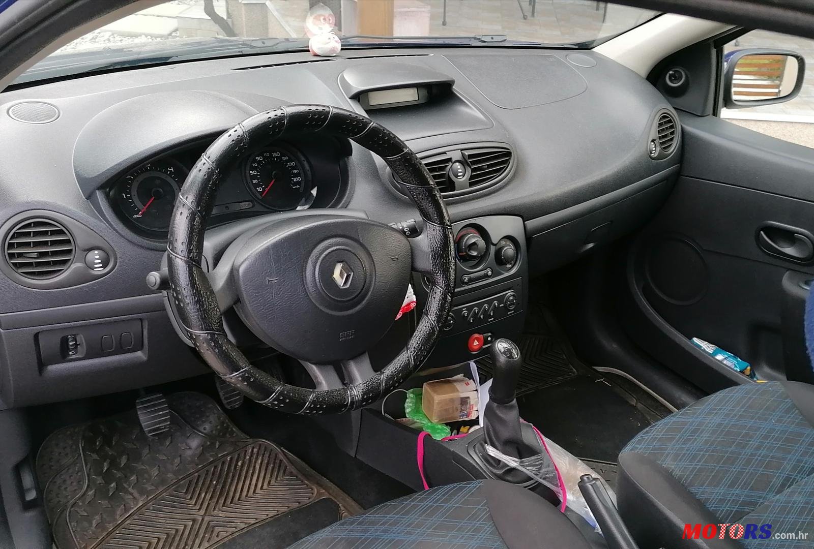 2008' Renault Clio Dci photo #3