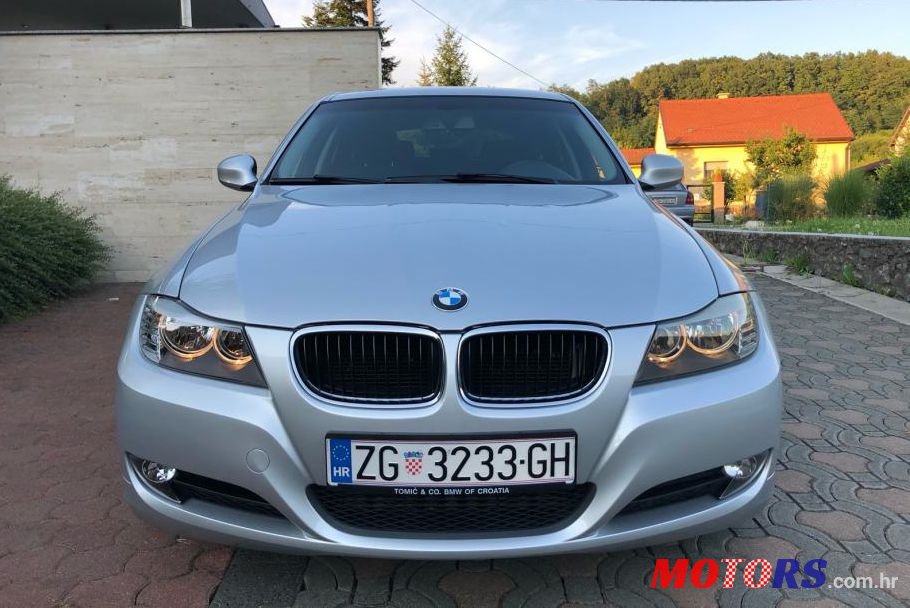 2010' BMW Serija 3 320D Touring photo #3
