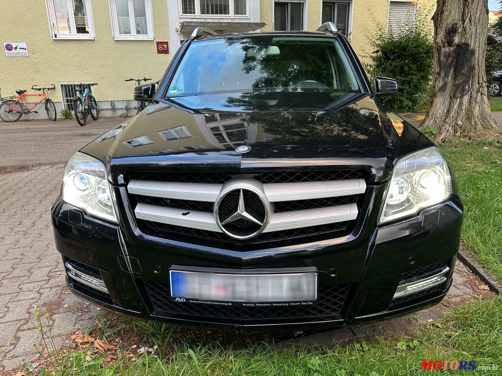 2011' Mercedes-Benz GLK 220 Cdi 4Matic photo #4