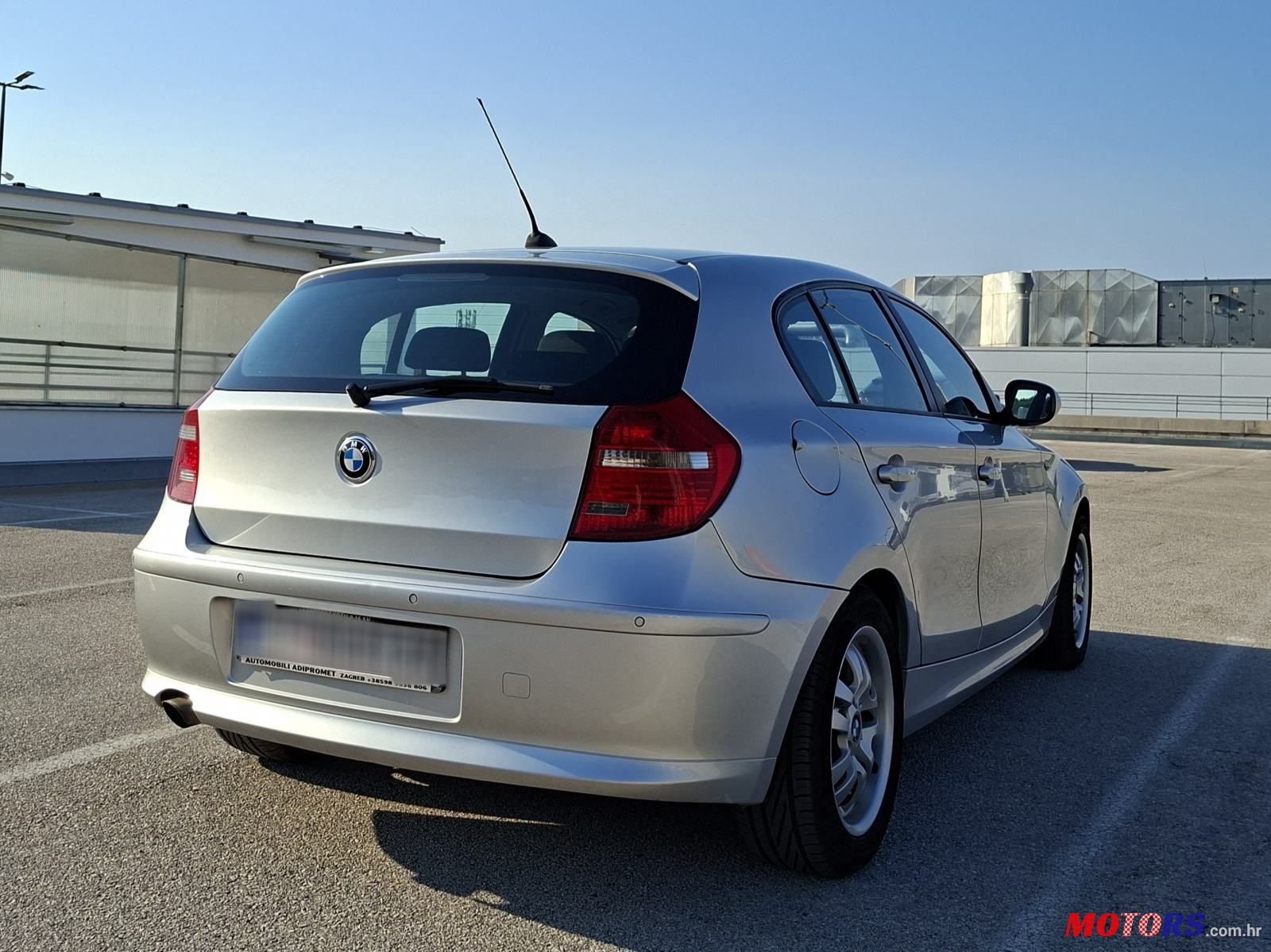 2009' BMW Serija 1 116D photo #6