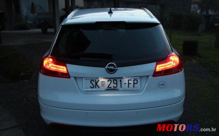 2012' Opel Insignia Karavan 2.0 Cdti photo #2