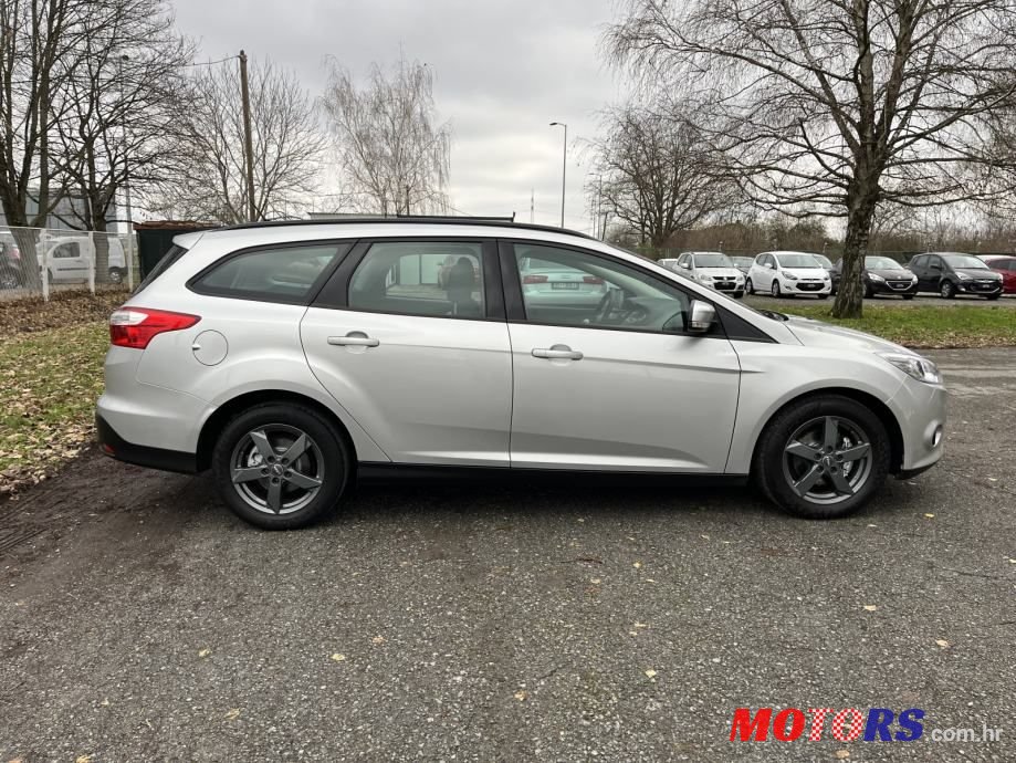 2014' Ford Focus Karavan photo #6