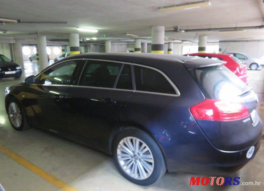 2013' Opel Insignia Karavan photo #1