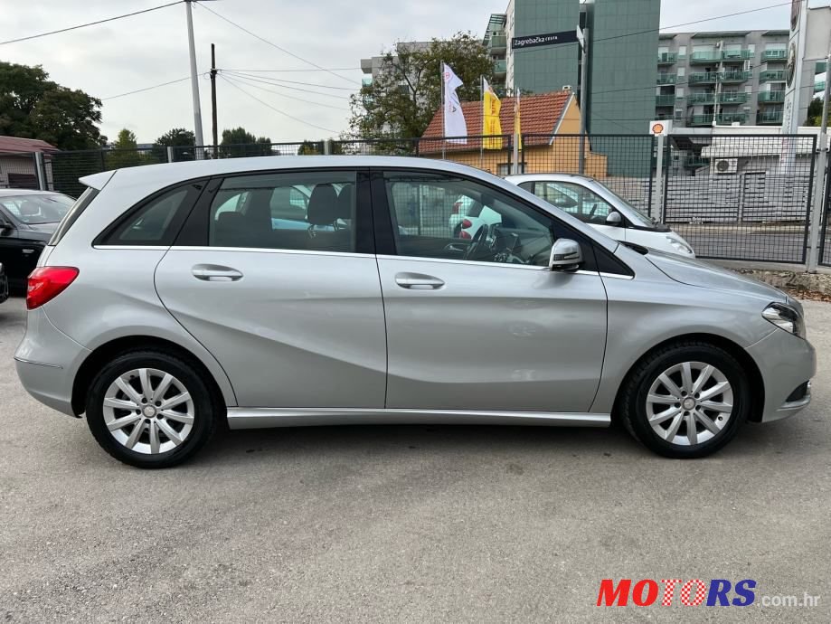 2012' Mercedes-Benz B-Klasa 180 Cdi photo #3