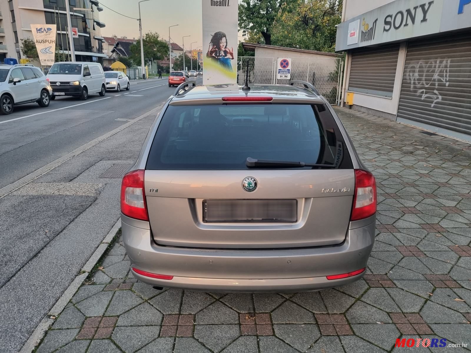 2013' Skoda Octavia Combi photo #5
