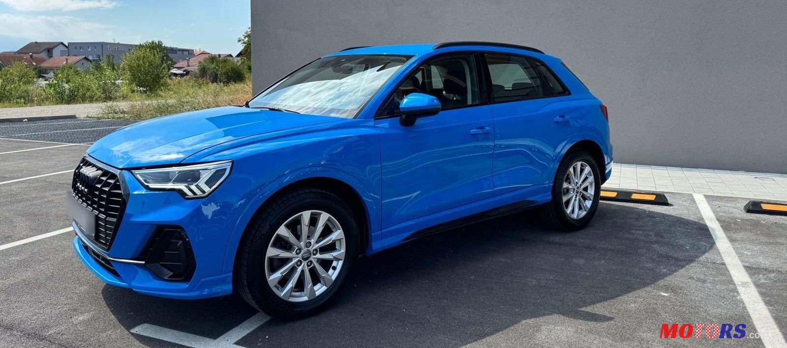 2019' Audi Q3 35 Tdi photo #3