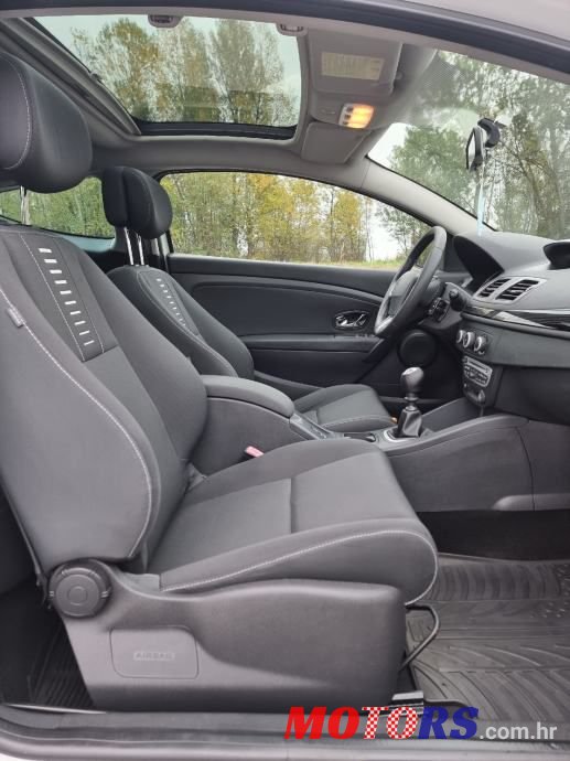 2012' Renault Megane Coupe 1,5 Dci photo #6
