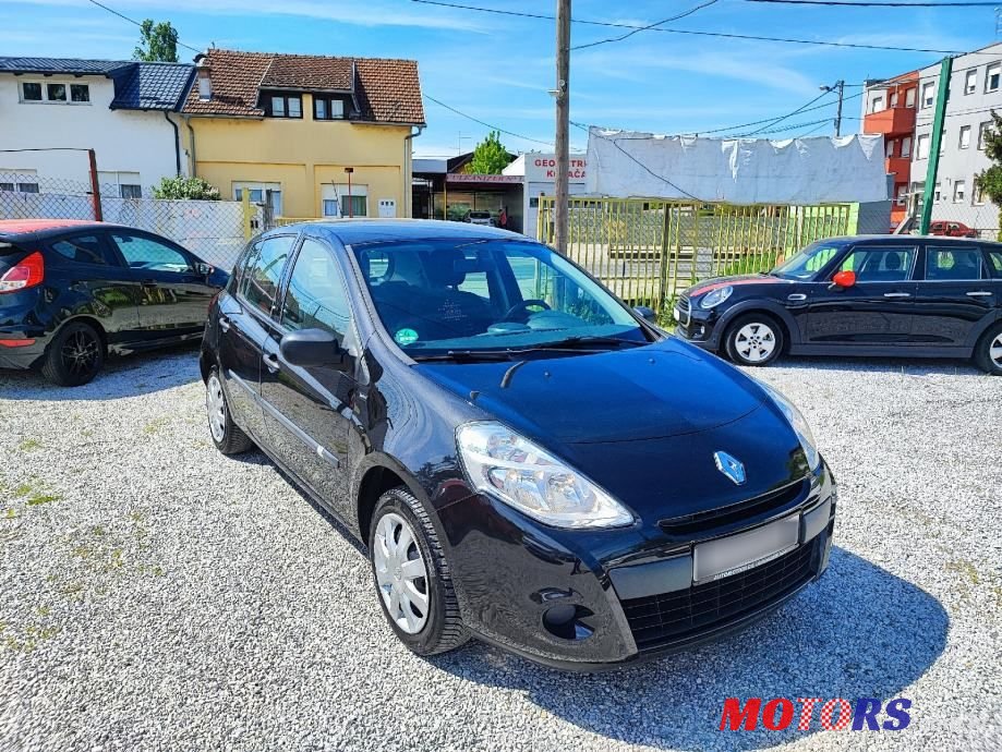 2012' Renault Clio 1,2 16V photo #2