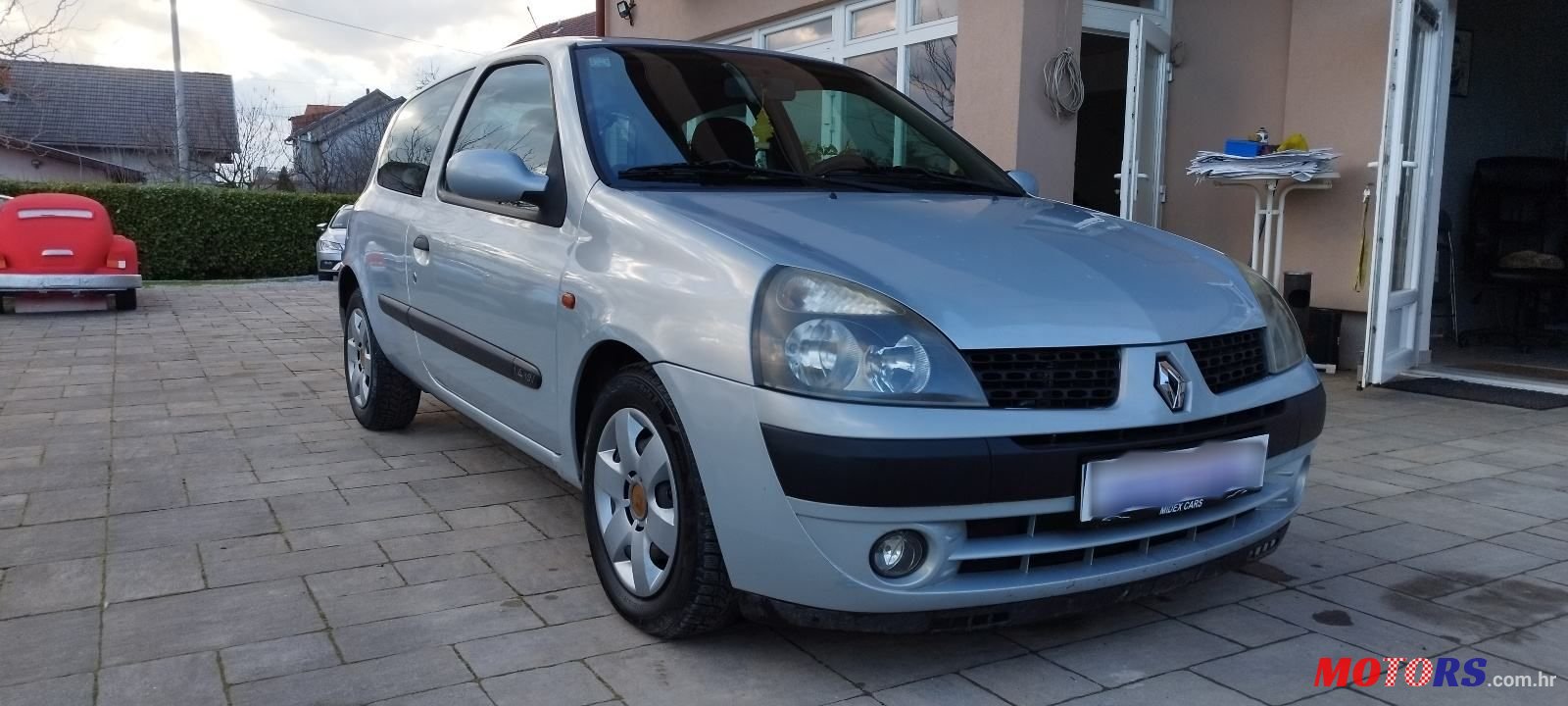 2002' Renault Clio 1,4 16V photo #2