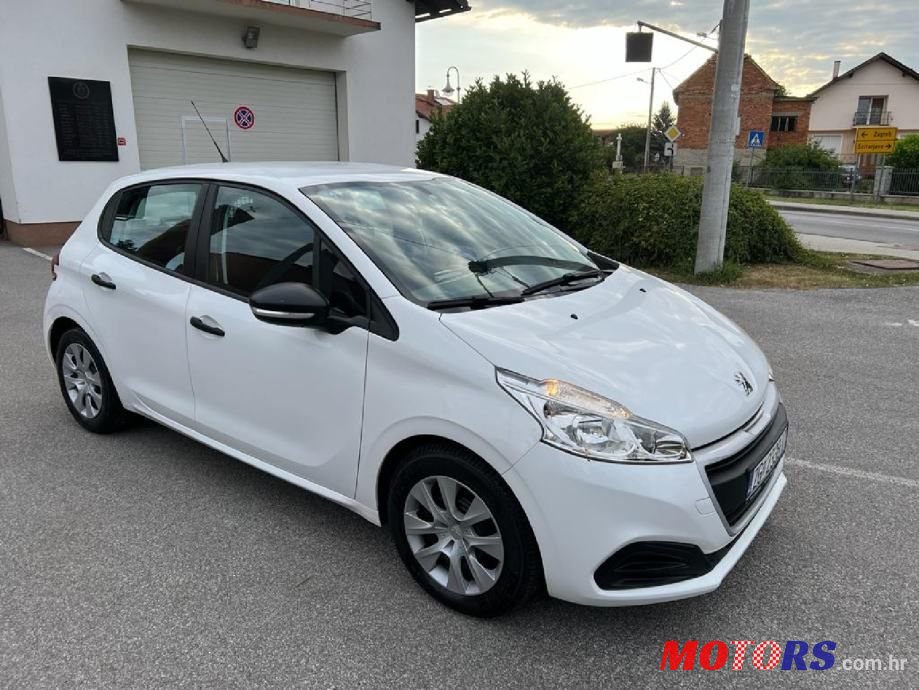 2015' Peugeot 208 1,4 Hdi photo #3