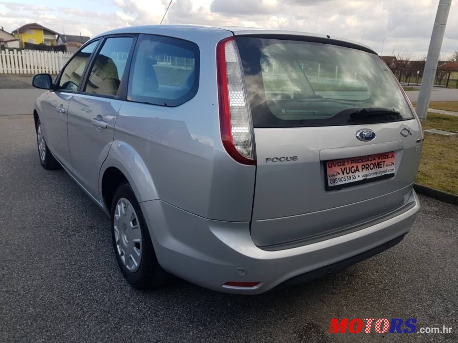 2009' Ford Focus Karavan photo #3