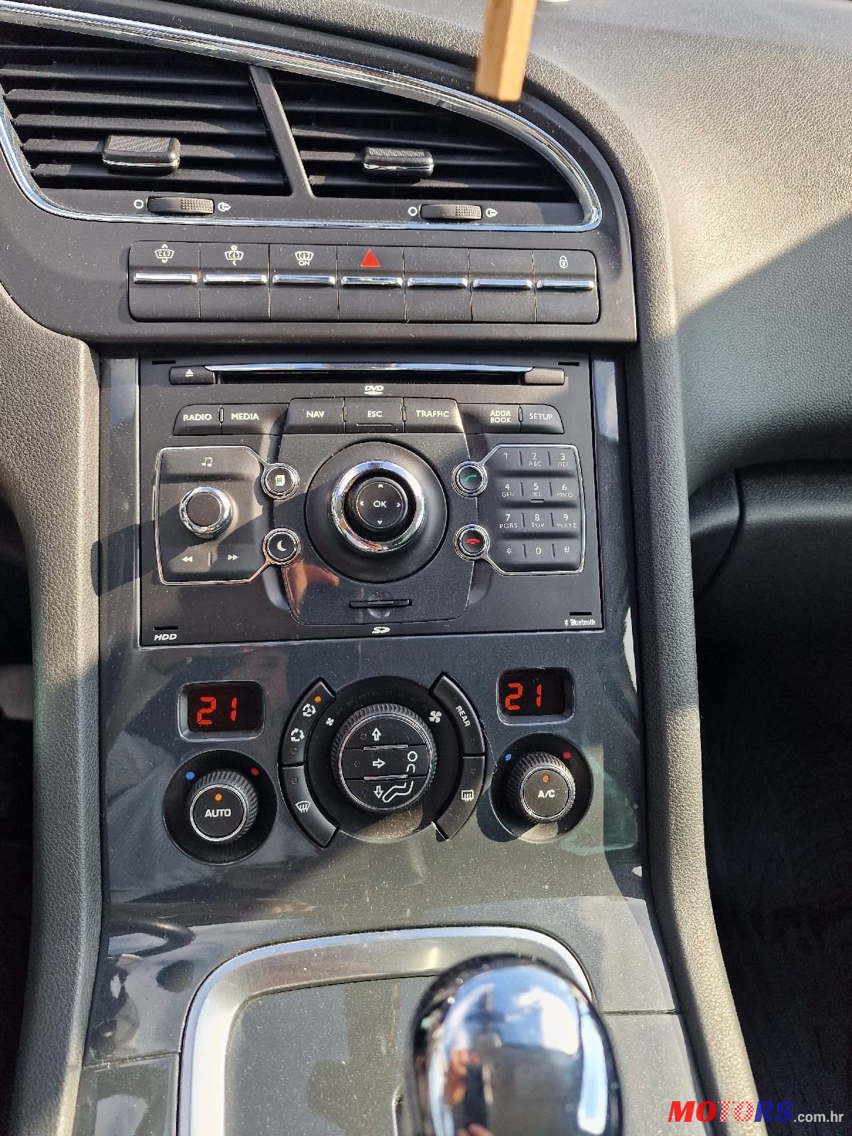 2013' Peugeot 5008 1,6 E-Hdi photo #5