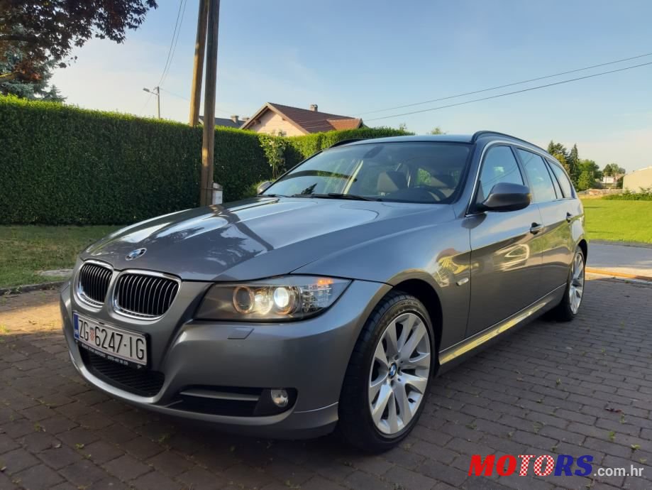 2012' BMW Serija 3 Touring 318D photo #1