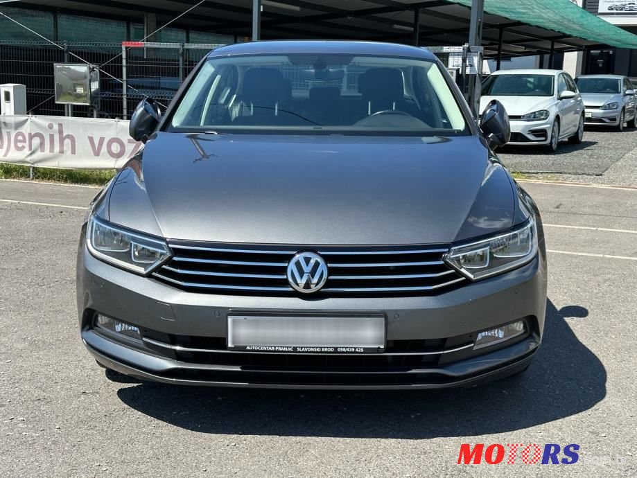 2017' Volkswagen Passat 2,0 Tdi Bmt photo #3