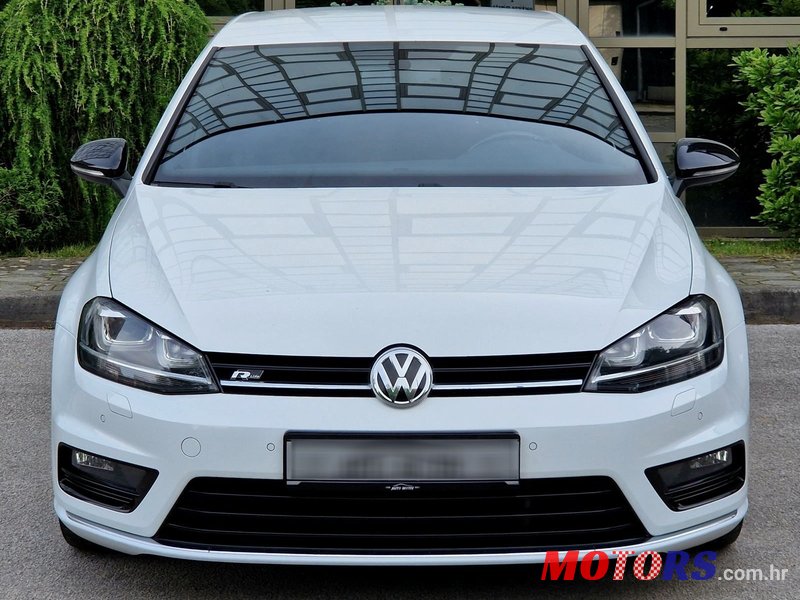 2015' Volkswagen Golf VII photo #3