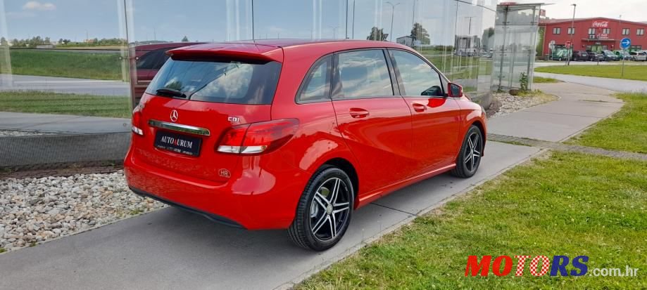 2015' Mercedes-Benz B-Klasa 160 Cdi photo #5