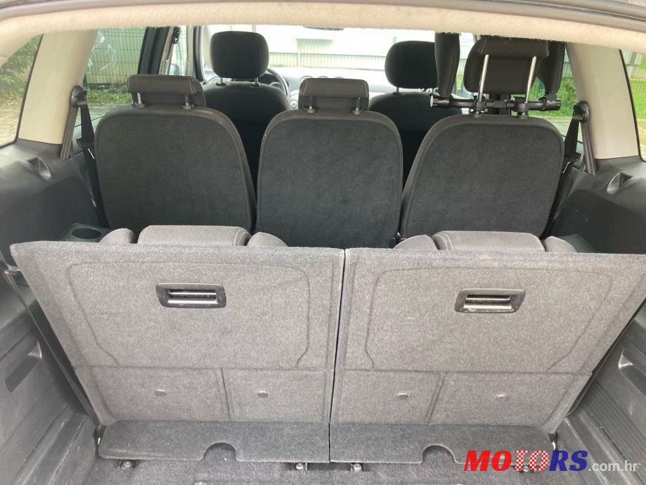 2010' Ford S-Max 2,0 photo #6