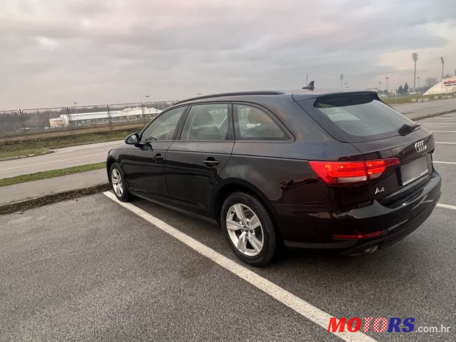 2018' Audi A4 Avant photo #6