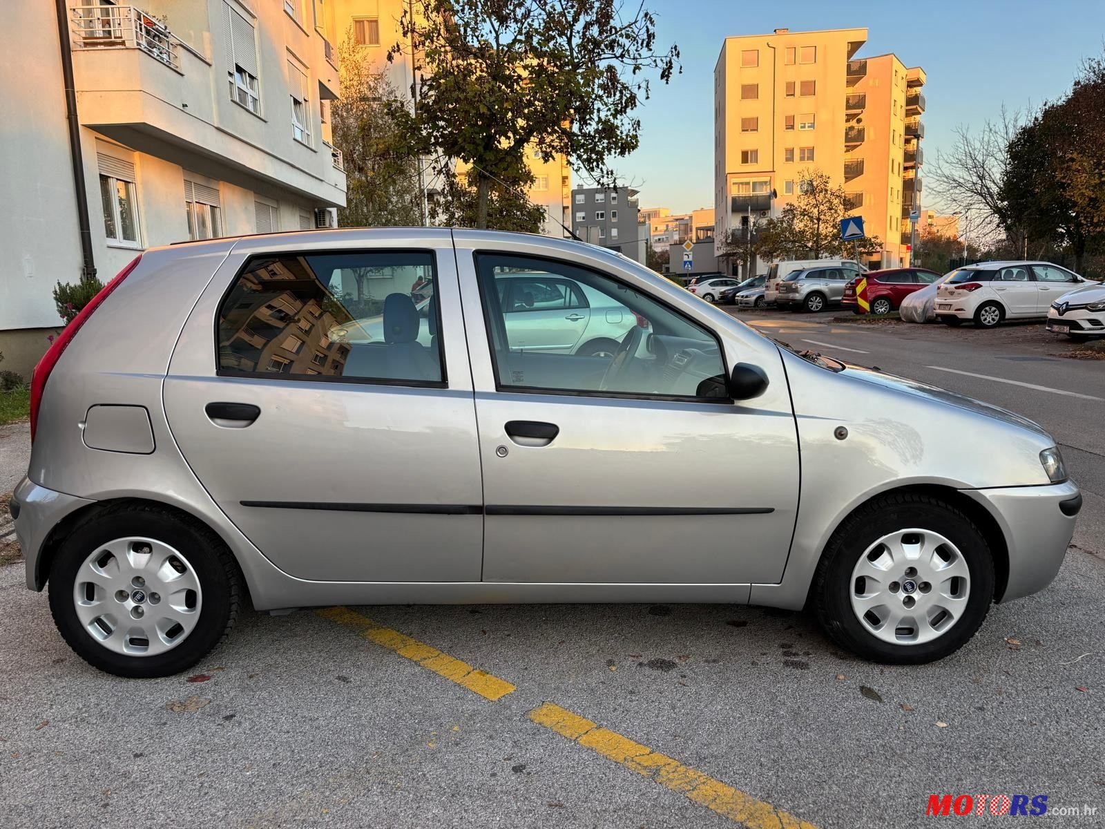 2002' Fiat Punto 1,2 photo #6