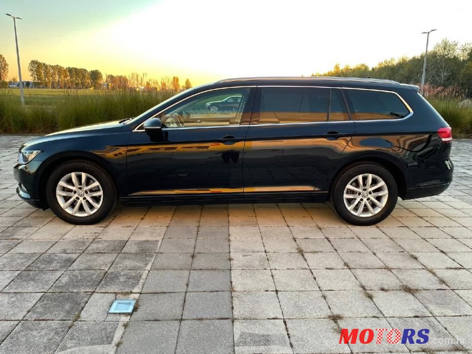 2015' Volkswagen Passat Variant photo #4