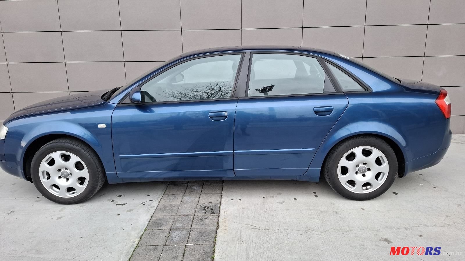 2003' Audi A4 2.0I photo #3