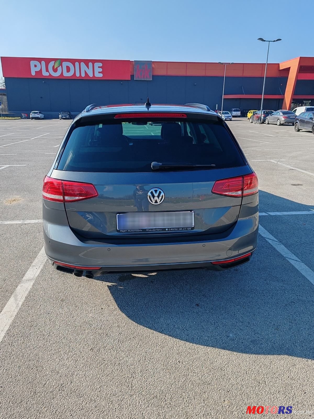 2015' Volkswagen Passat Variant photo #2