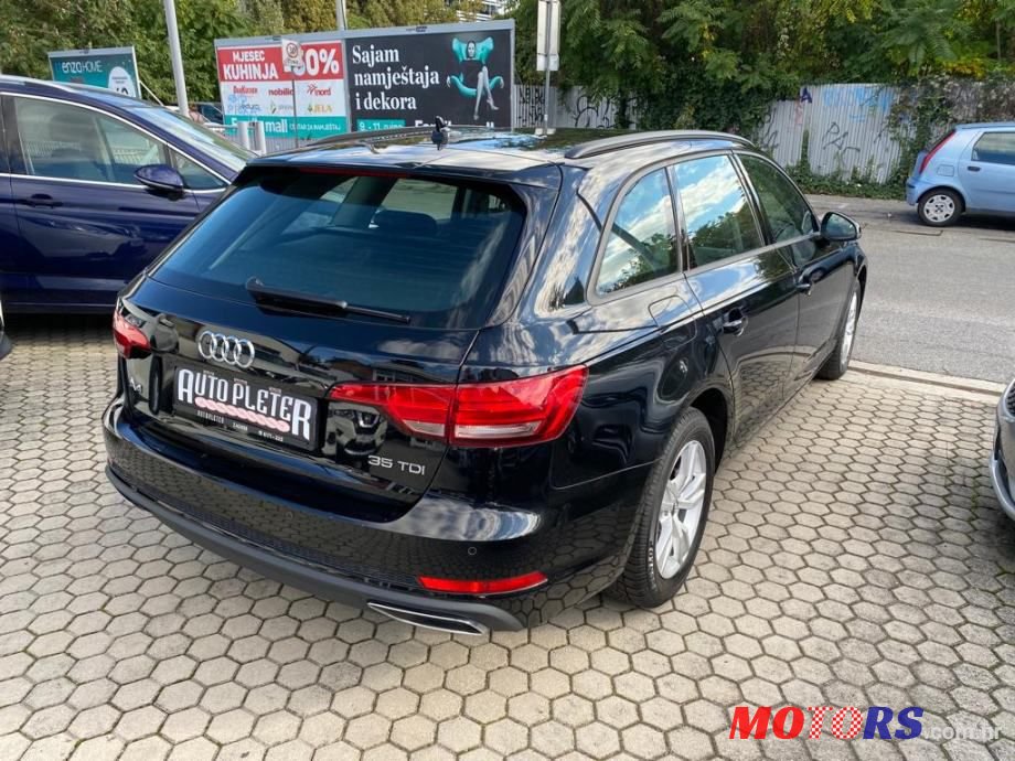 2019' Audi A4 Avant photo #4