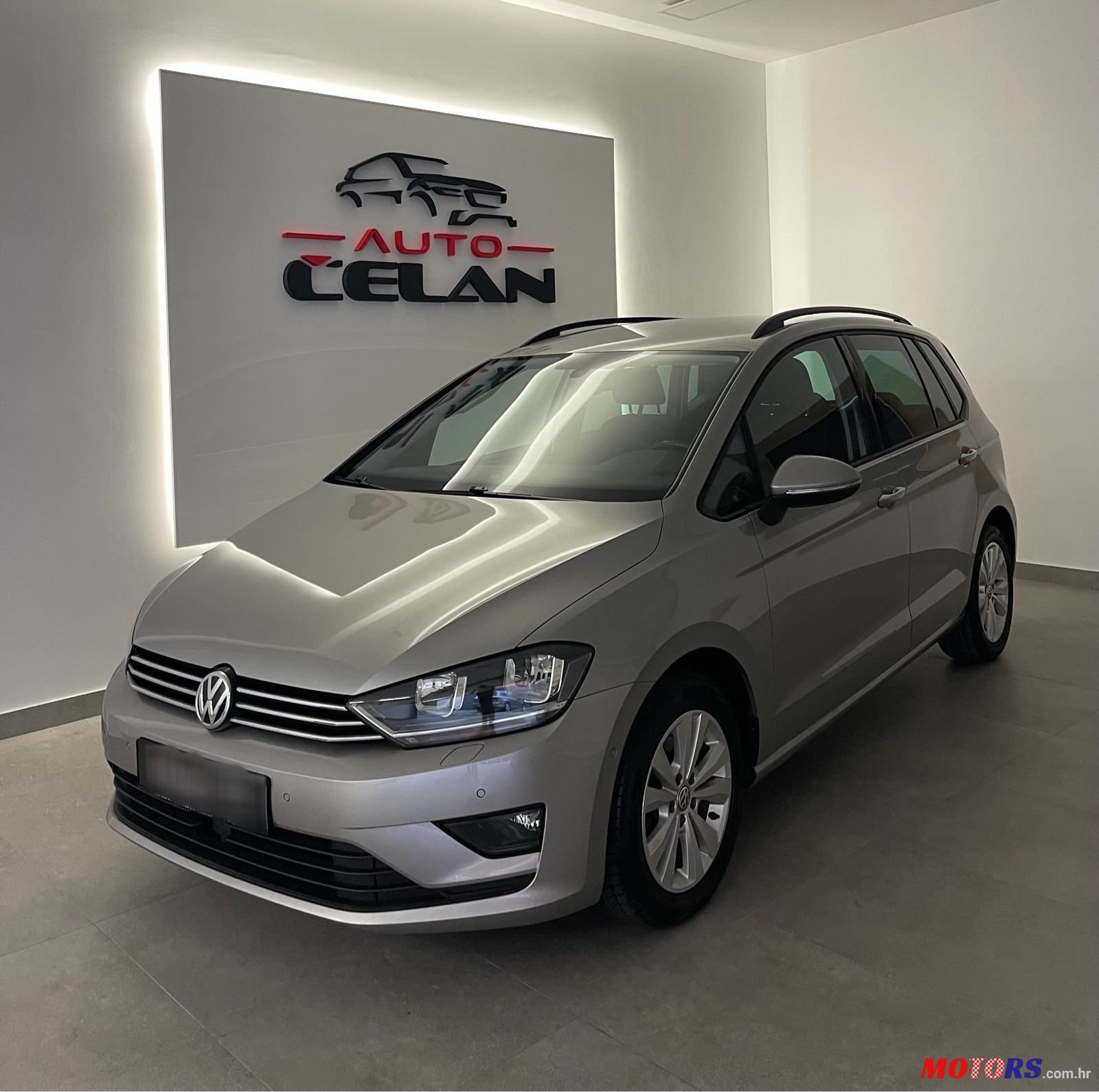 2015' Volkswagen Golf Sportsvan photo #4