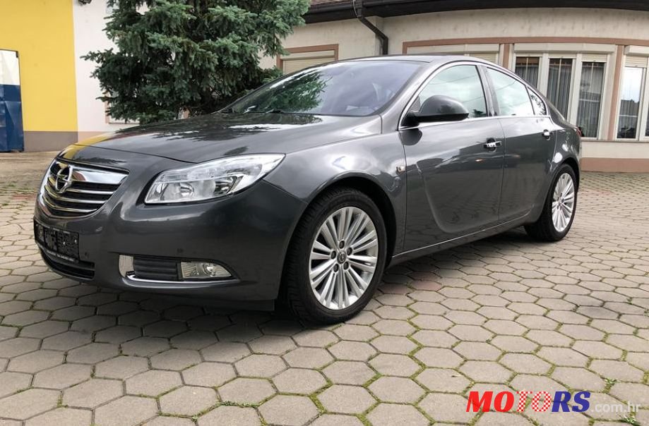 2011' Opel Insignia 2,0 Cdti photo #1