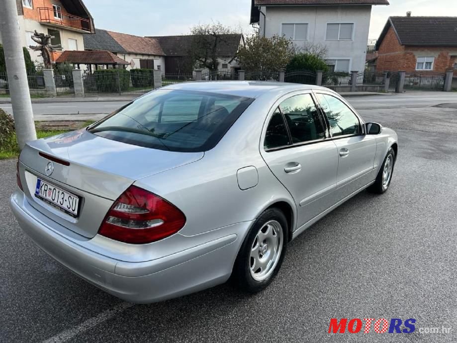 2002' Mercedes-Benz E-Klasa 220 Cdi photo #5