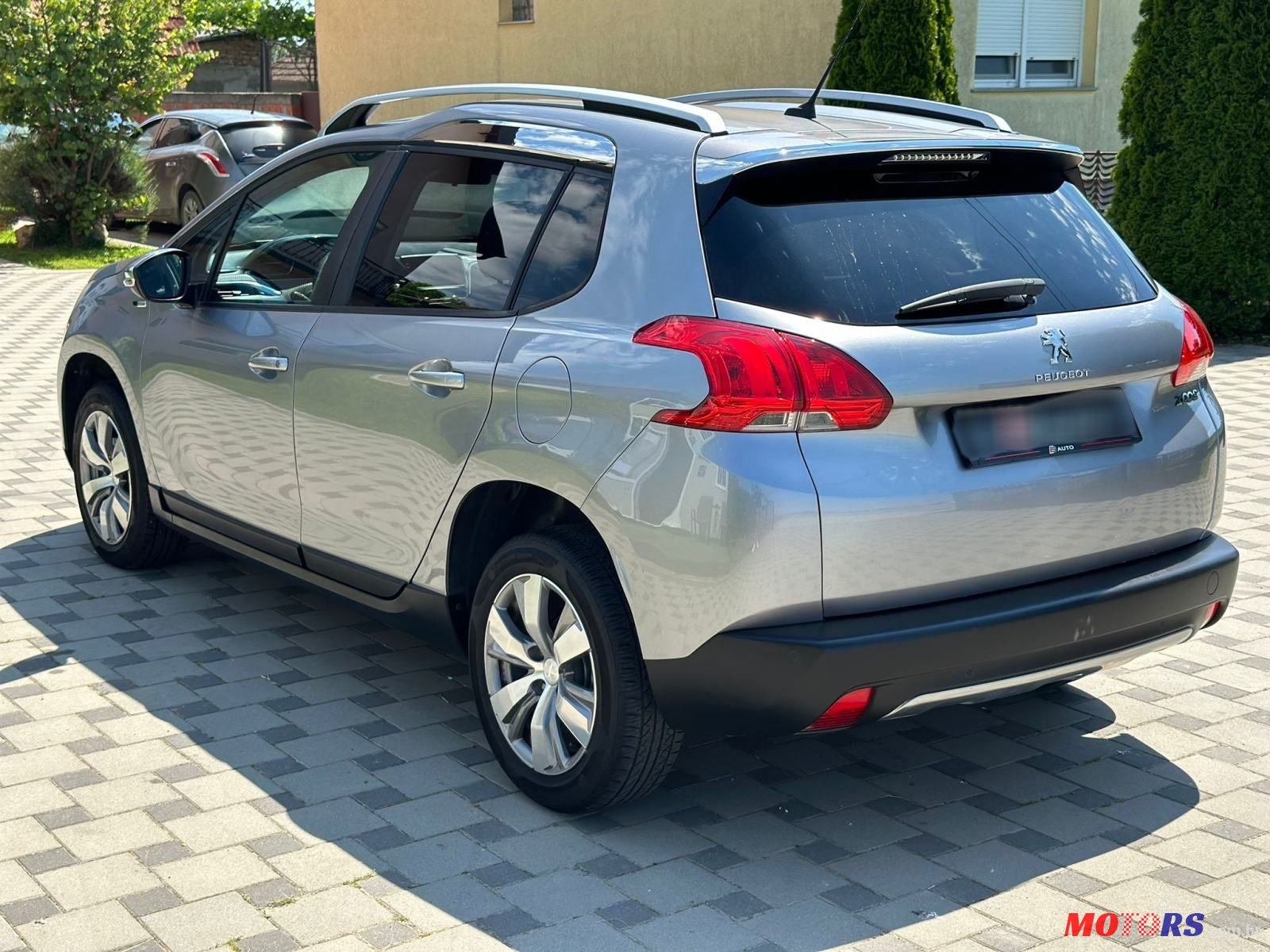 2015' Peugeot 2008 1,2 Vti photo #3