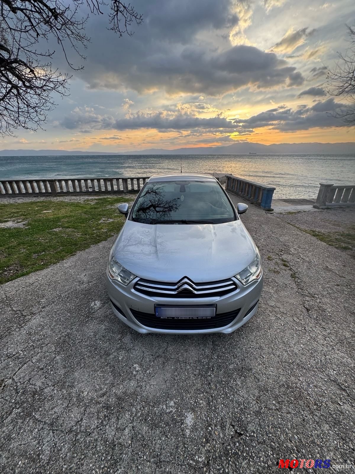 2012' Citroen C4 1,6 Hdi photo #1