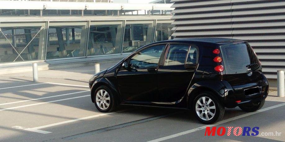 2006' Smart Forfour photo #2
