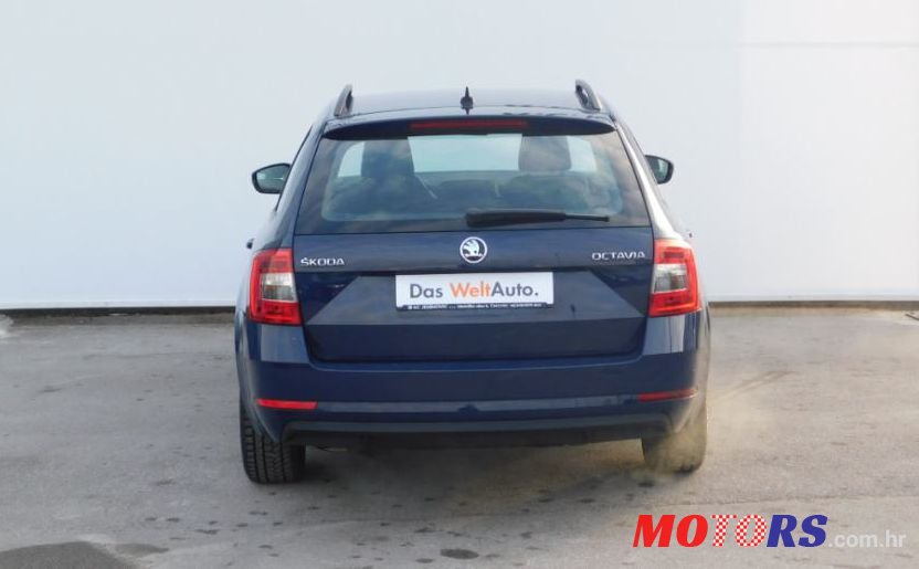 2018' Skoda Octavia Combi photo #5